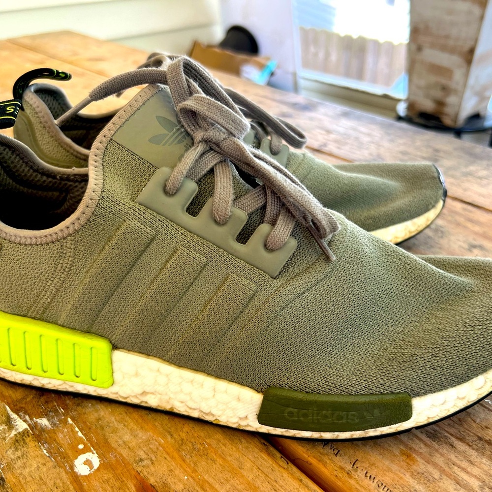 Adidas Men’s Olive Green Sneakers